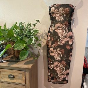 Floral strapless Windsor dress